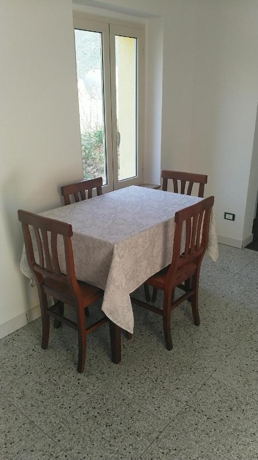Lake Retreat - Maiella Apartment - Beautiful Lake And Mountain Views Casoli  Экстерьер фото