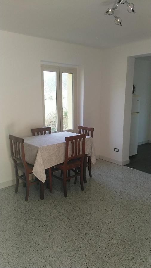 Lake Retreat - Maiella Apartment - Beautiful Lake And Mountain Views Casoli  Экстерьер фото